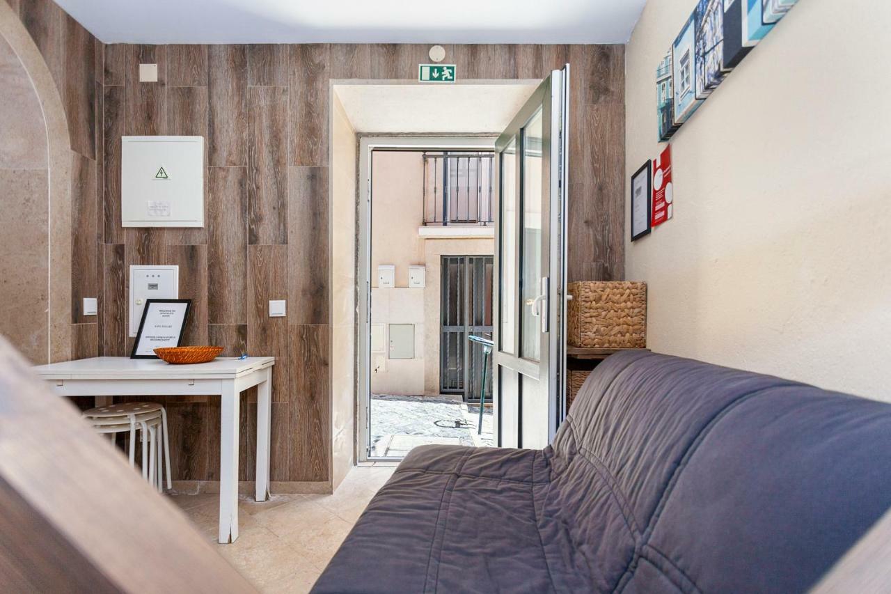 Breathe, Feel And Live Alfama Lisboa